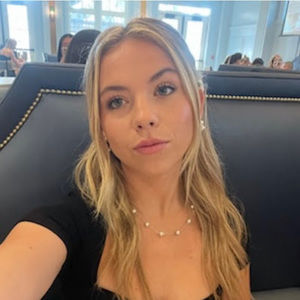 Meet your Posher, Gaby